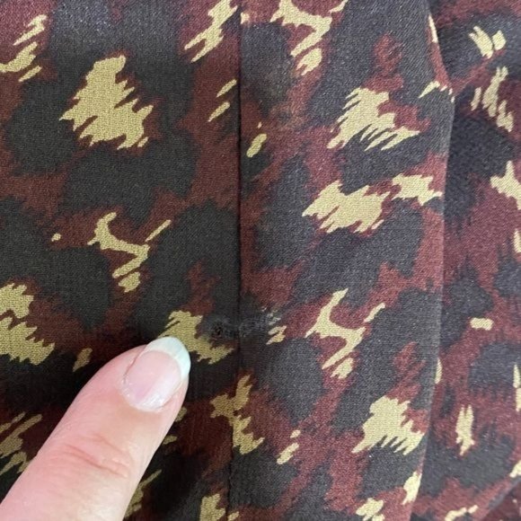 Pendleton, ladies, silk blouse, brown animal, print pattern, size 16 - Picture 9 of 12